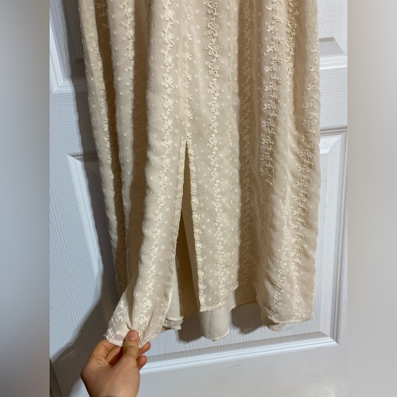 Zara Cream Ruffled Maxi Front Slip Cinched Waist V-Neck Coastal Dress Size Large - Picture 9 of 13